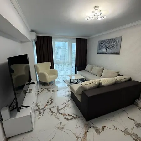 Apartment Sol E Mar New 1 Bedroom 300 M To